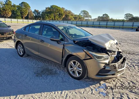 2017 Chevrolet Cruze Lt из США, поврежденный, VIN 1G1BE5SMXH7215422